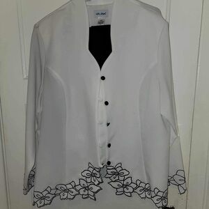 White and navy blue skirt set size 24w